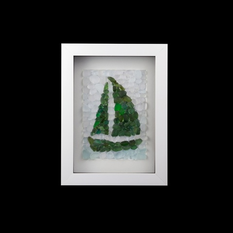 Green Sailing Boat 3D Picture